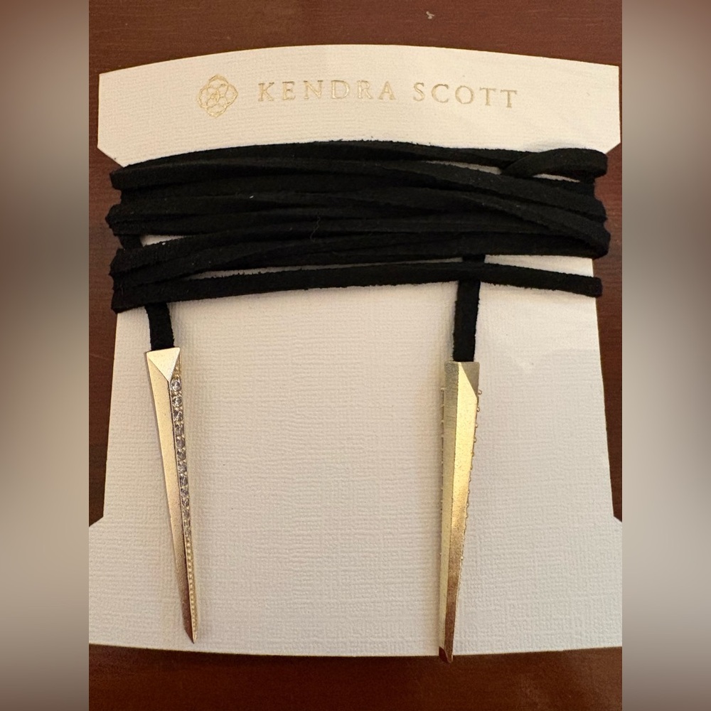 Kendra Scott Black/Gold Lariat Necklace NWT!! - Picture 3 of 4